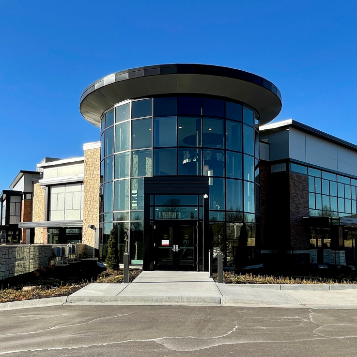 Le bâtiment du centre Small Paws de Hill's